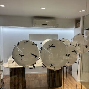 בלון זכוכית שקוף לעיצוב עם פפיון